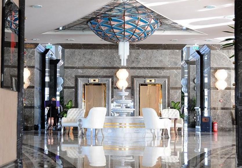 Merit Royal Hotel & Casino Karavas  エクステリア 写真