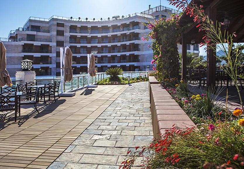 Merit Royal Hotel & Casino Karavas  エクステリア 写真